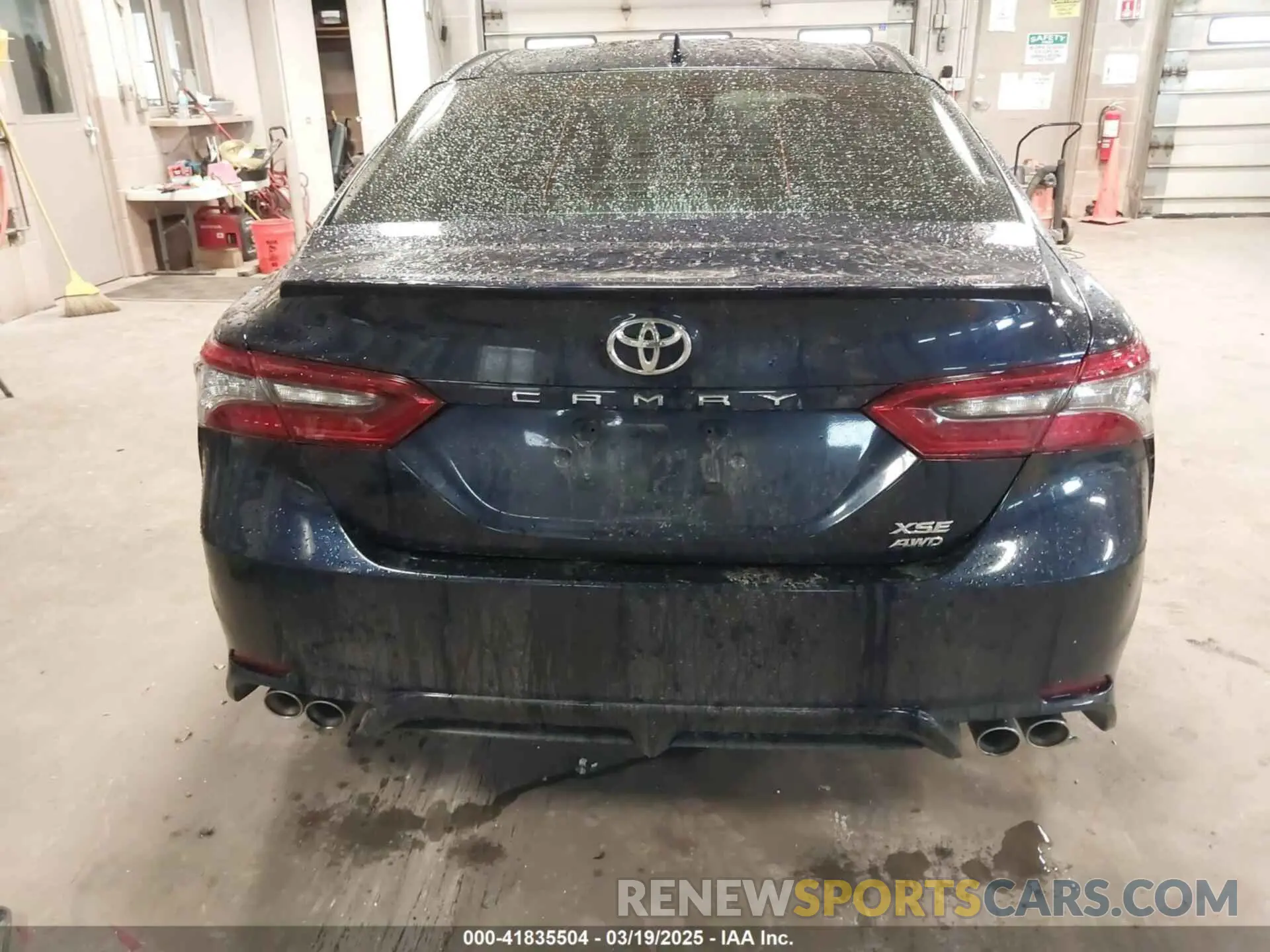 16 Photograph of a damaged car 4T1K61BK1MU021803 TOYOTA CAMRY 2021