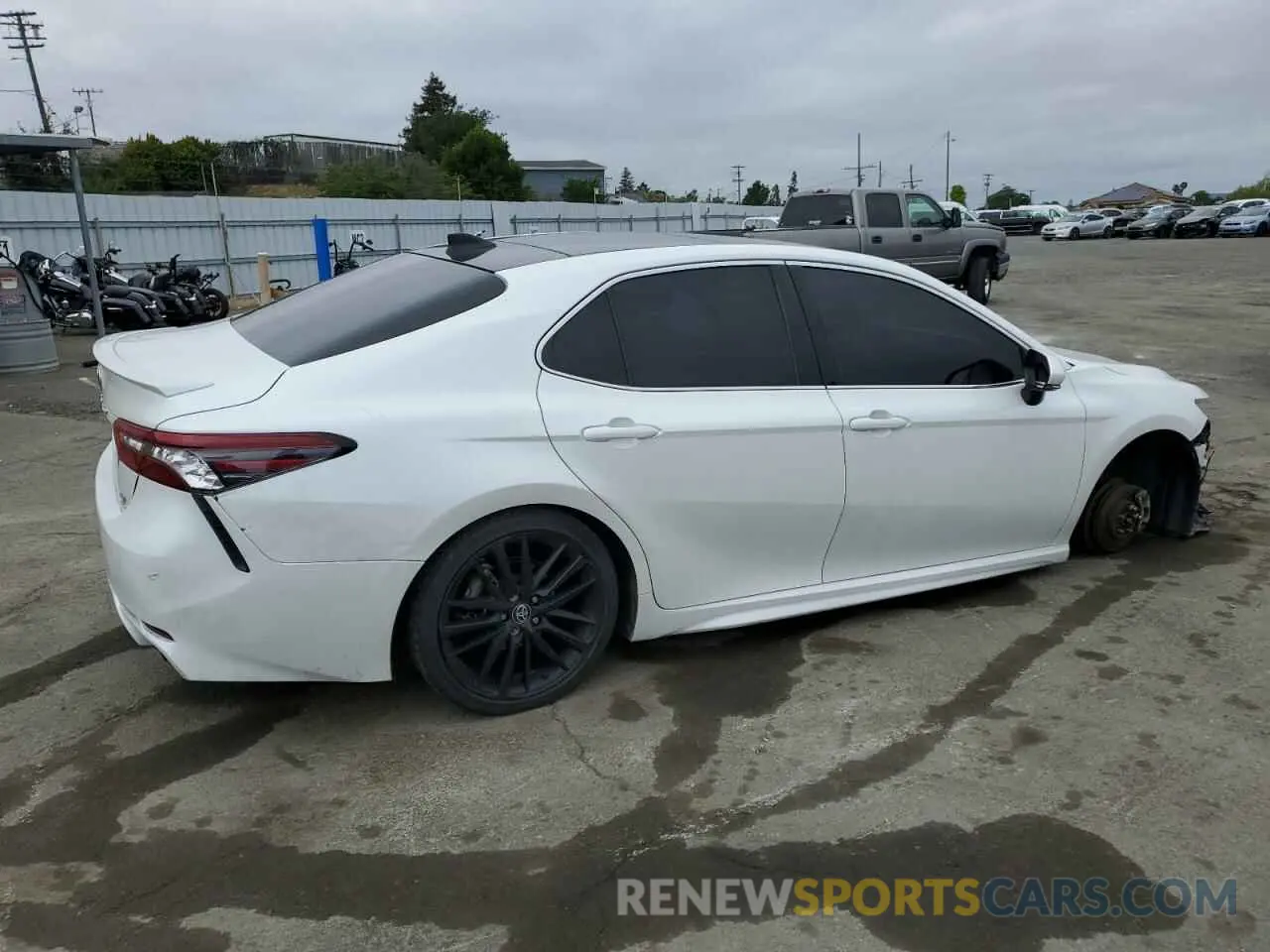 3 Photograph of a damaged car 4T1K61BK1MU022837 TOYOTA CAMRY 2021