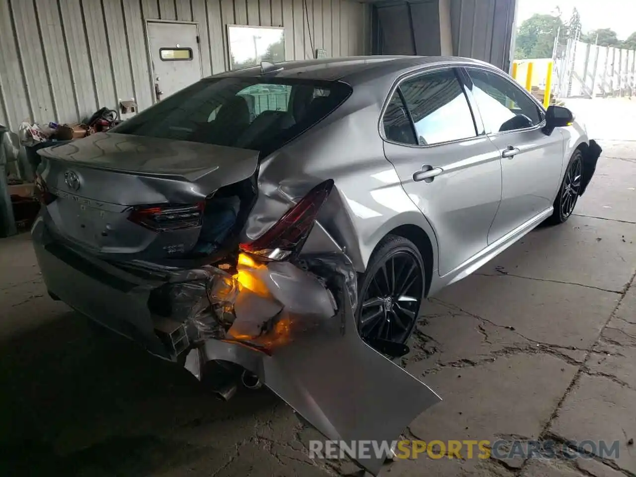 4 Photograph of a damaged car 4T1K61BK1MU042621 TOYOTA CAMRY 2021