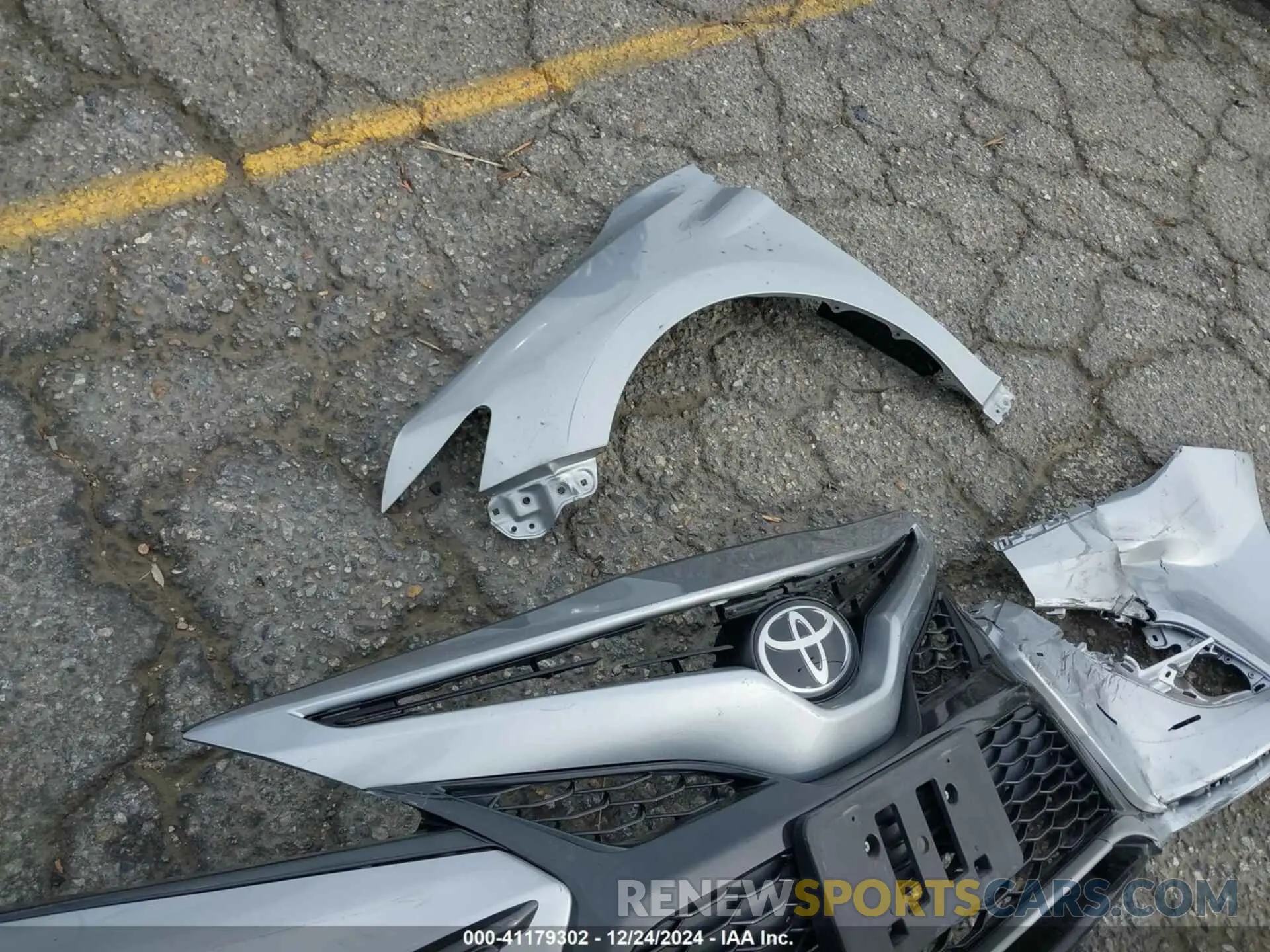 20 Photograph of a damaged car 4T1K61BK1MU046801 TOYOTA CAMRY 2021