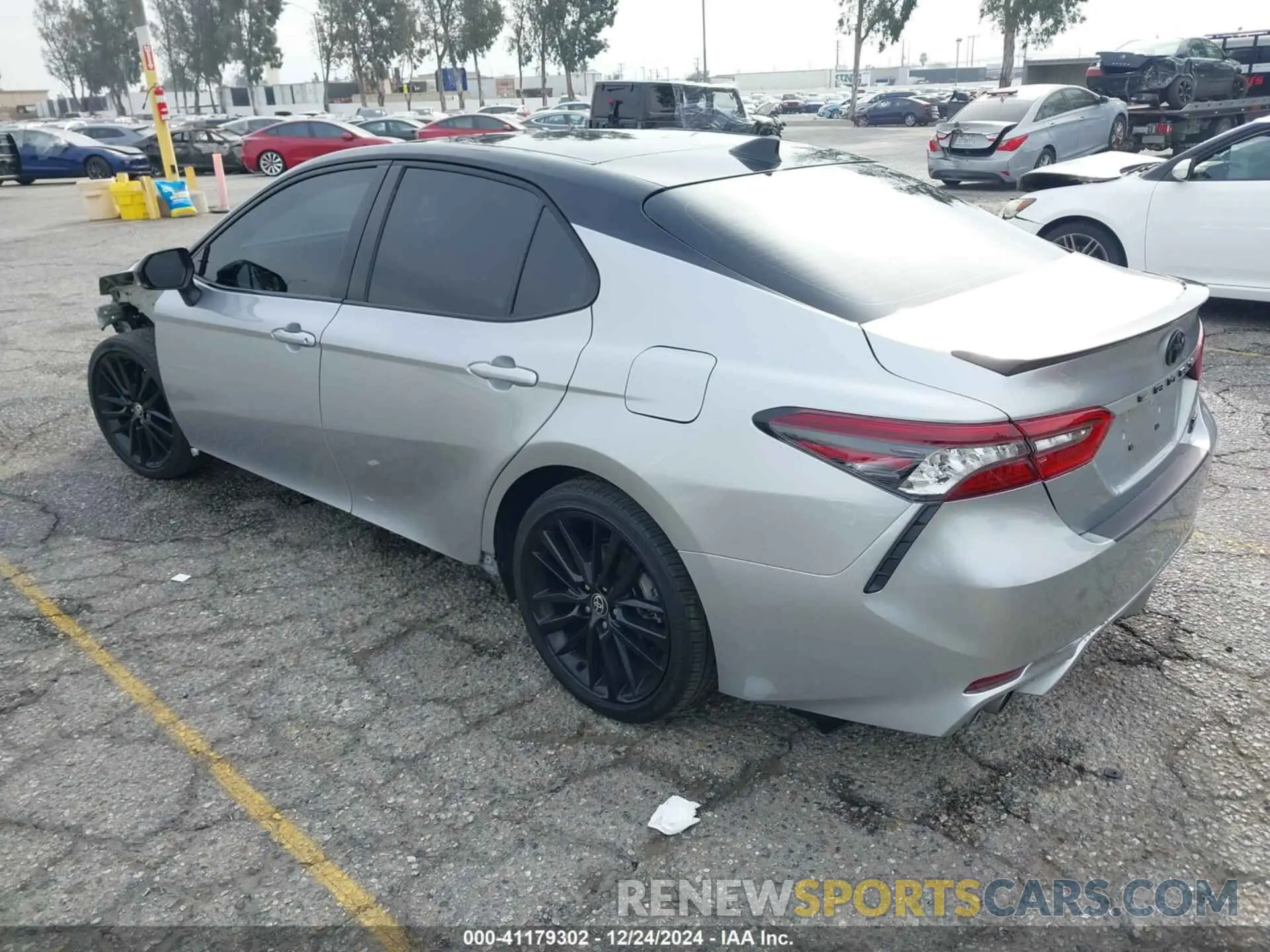 3 Photograph of a damaged car 4T1K61BK1MU046801 TOYOTA CAMRY 2021