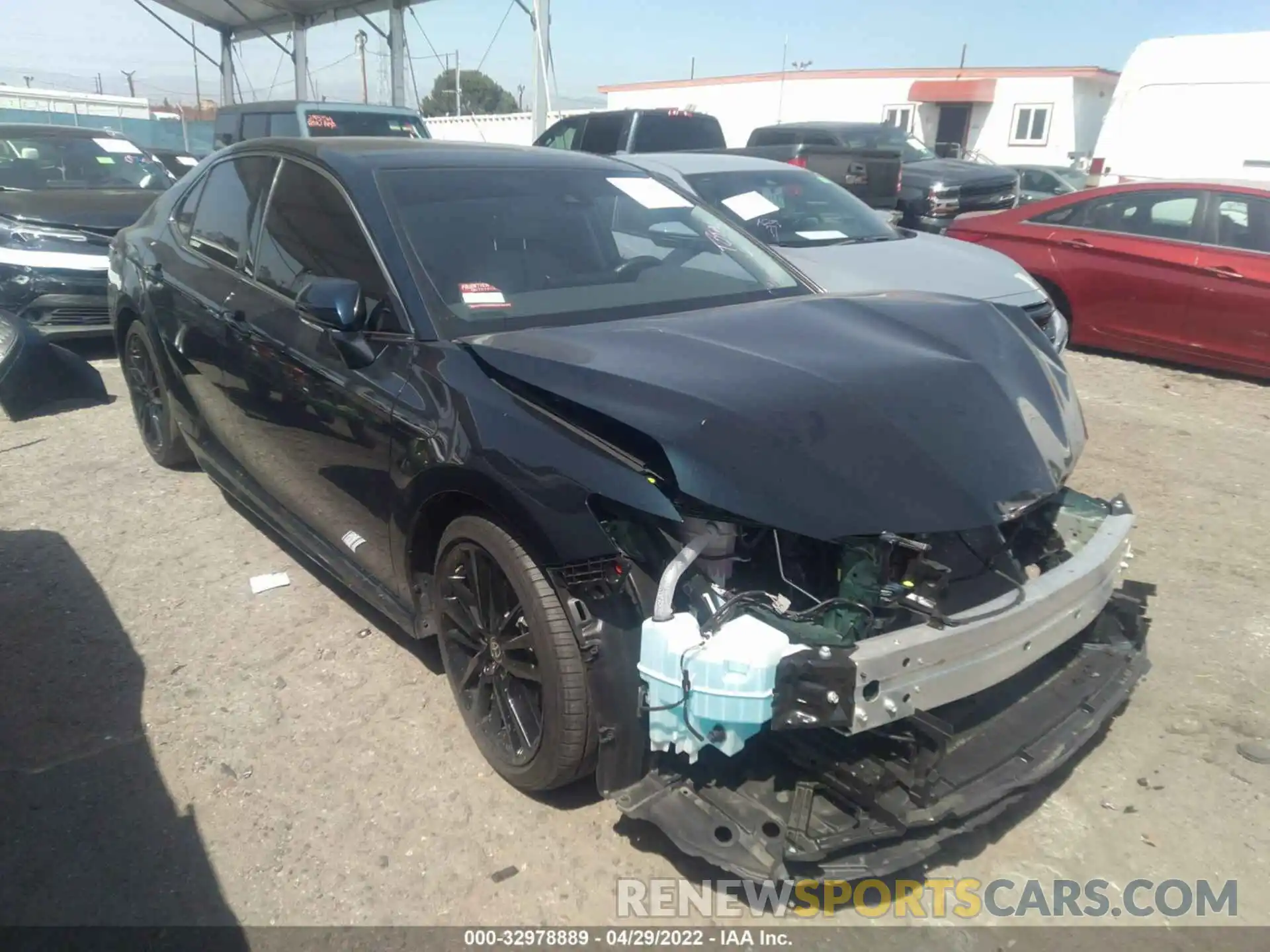 1 Photograph of a damaged car 4T1K61BK2MU032180 TOYOTA CAMRY 2021