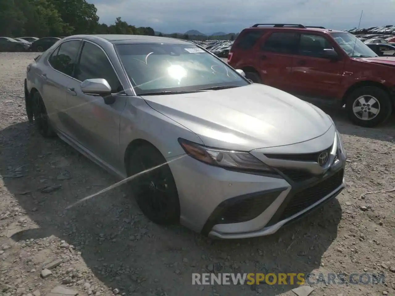 1 Photograph of a damaged car 4T1K61BK2MU032373 TOYOTA CAMRY 2021