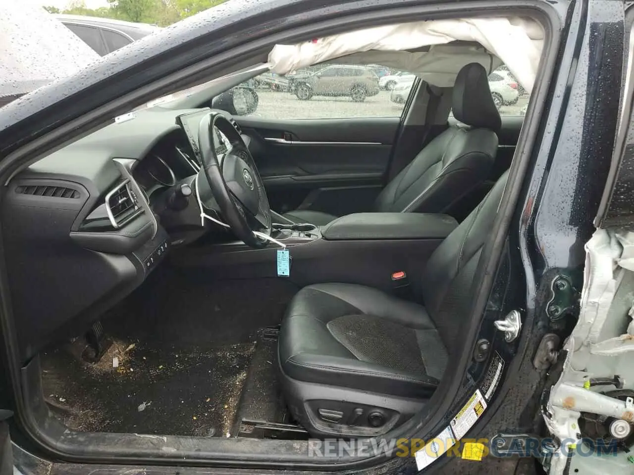 7 Photograph of a damaged car 4T1K61BK2MU035032 TOYOTA CAMRY 2021