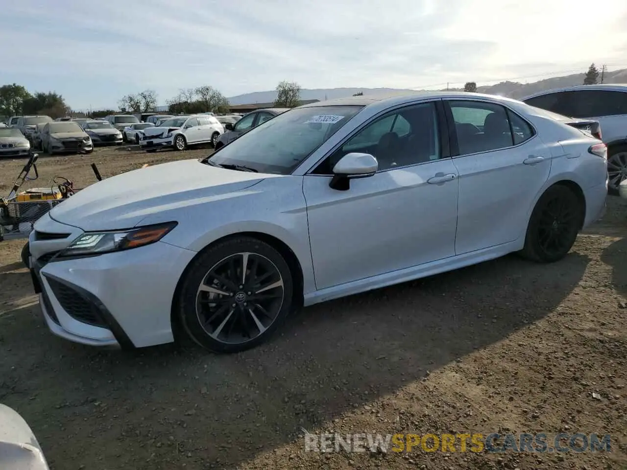 1 Photograph of a damaged car 4T1K61BK2MU042157 TOYOTA CAMRY 2021