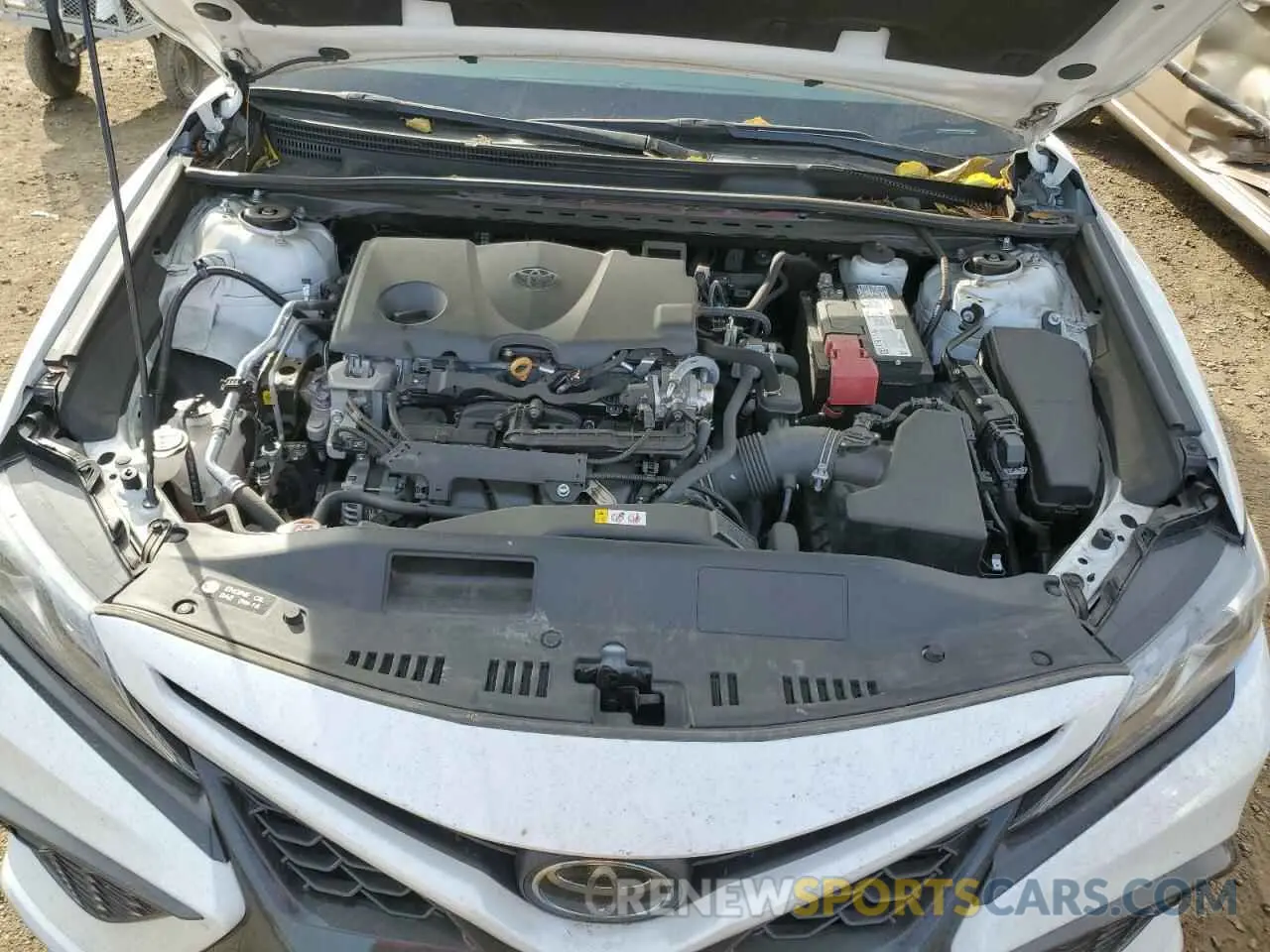 11 Photograph of a damaged car 4T1K61BK2MU042157 TOYOTA CAMRY 2021