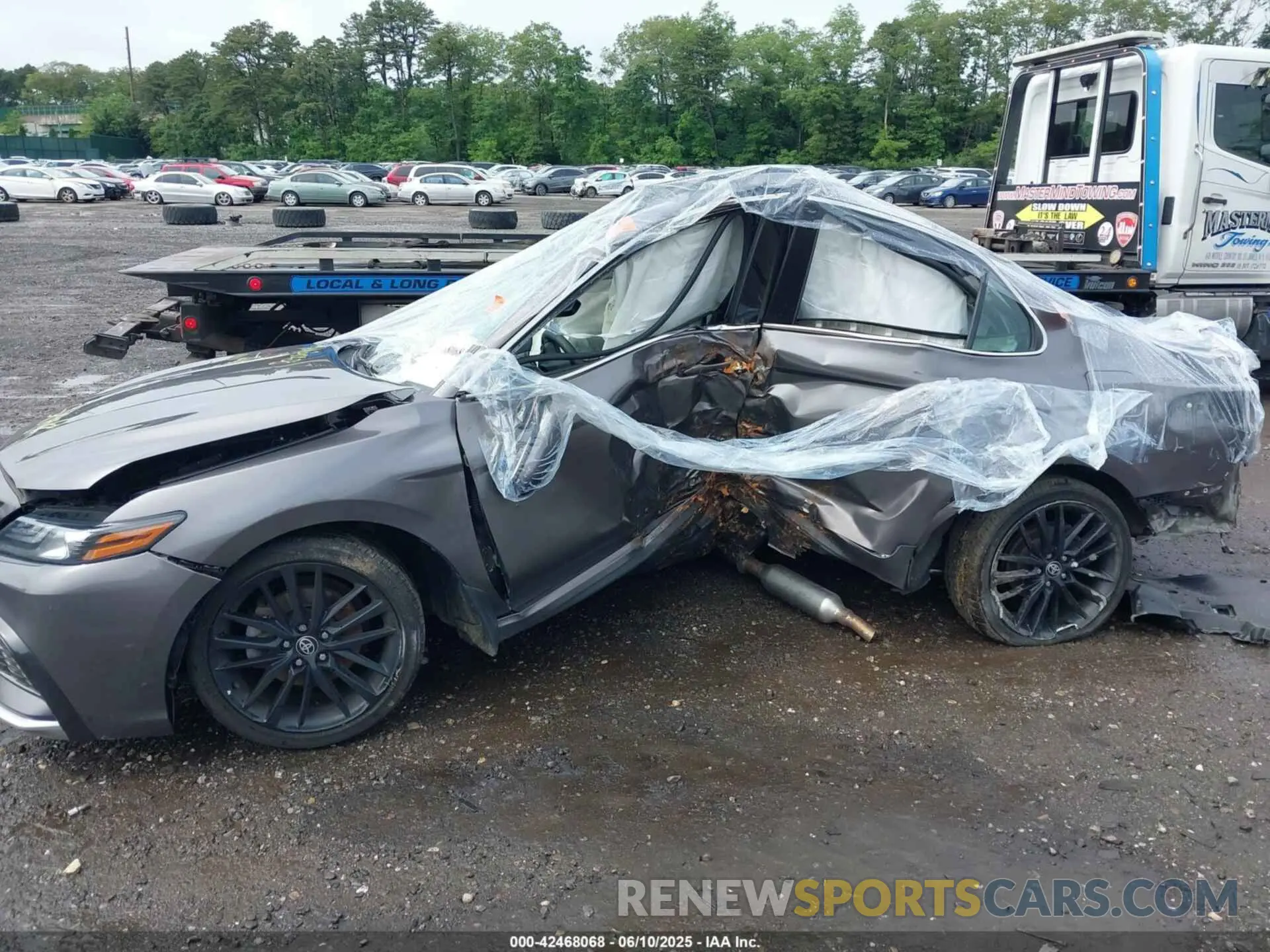 13 Photograph of a damaged car 4T1K61BK3MU037453 TOYOTA CAMRY 2021