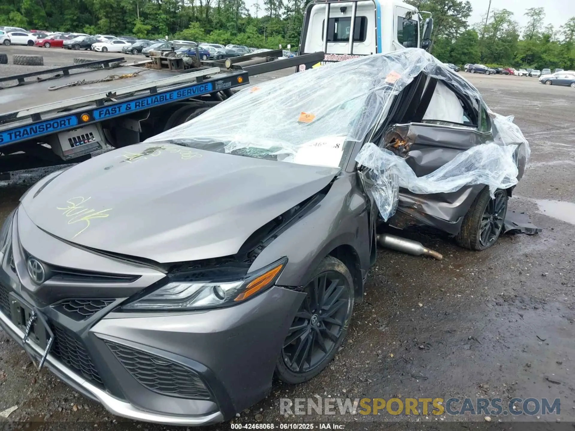 6 Photograph of a damaged car 4T1K61BK3MU037453 TOYOTA CAMRY 2021