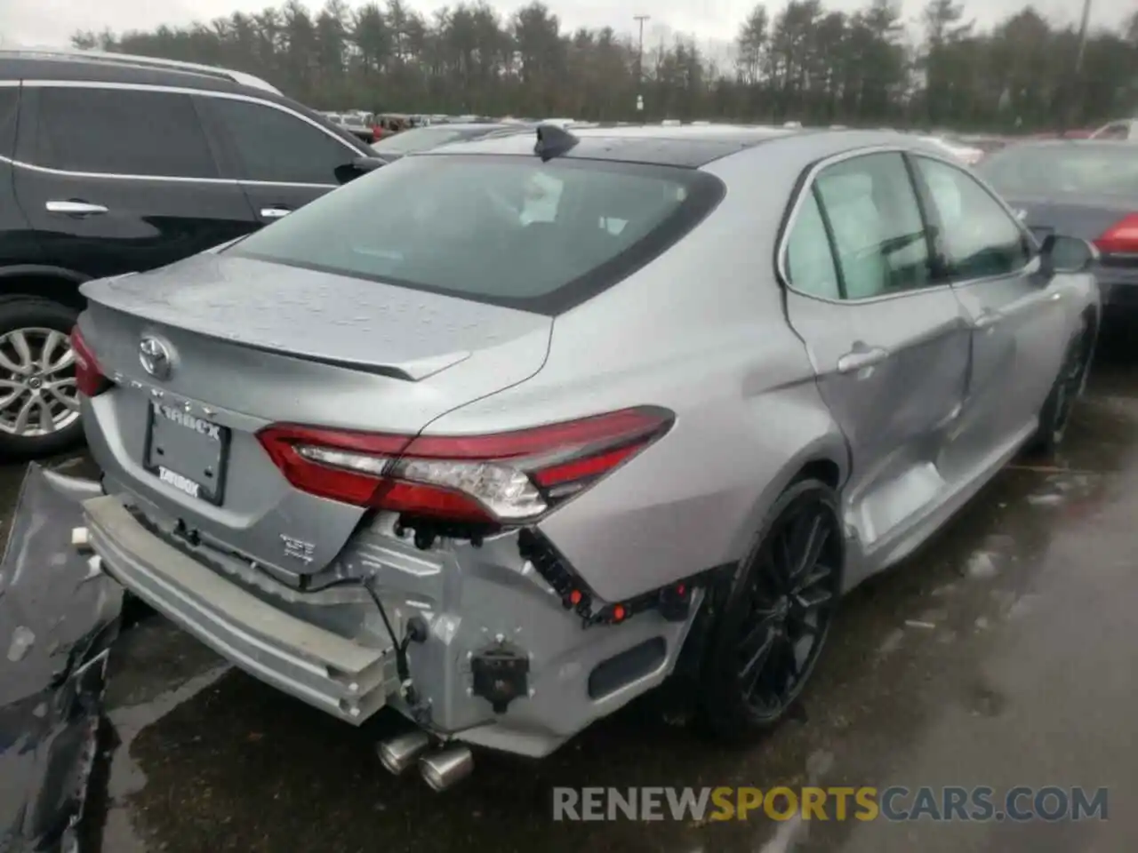 4 Photograph of a damaged car 4T1K61BK4MU030110 TOYOTA CAMRY 2021