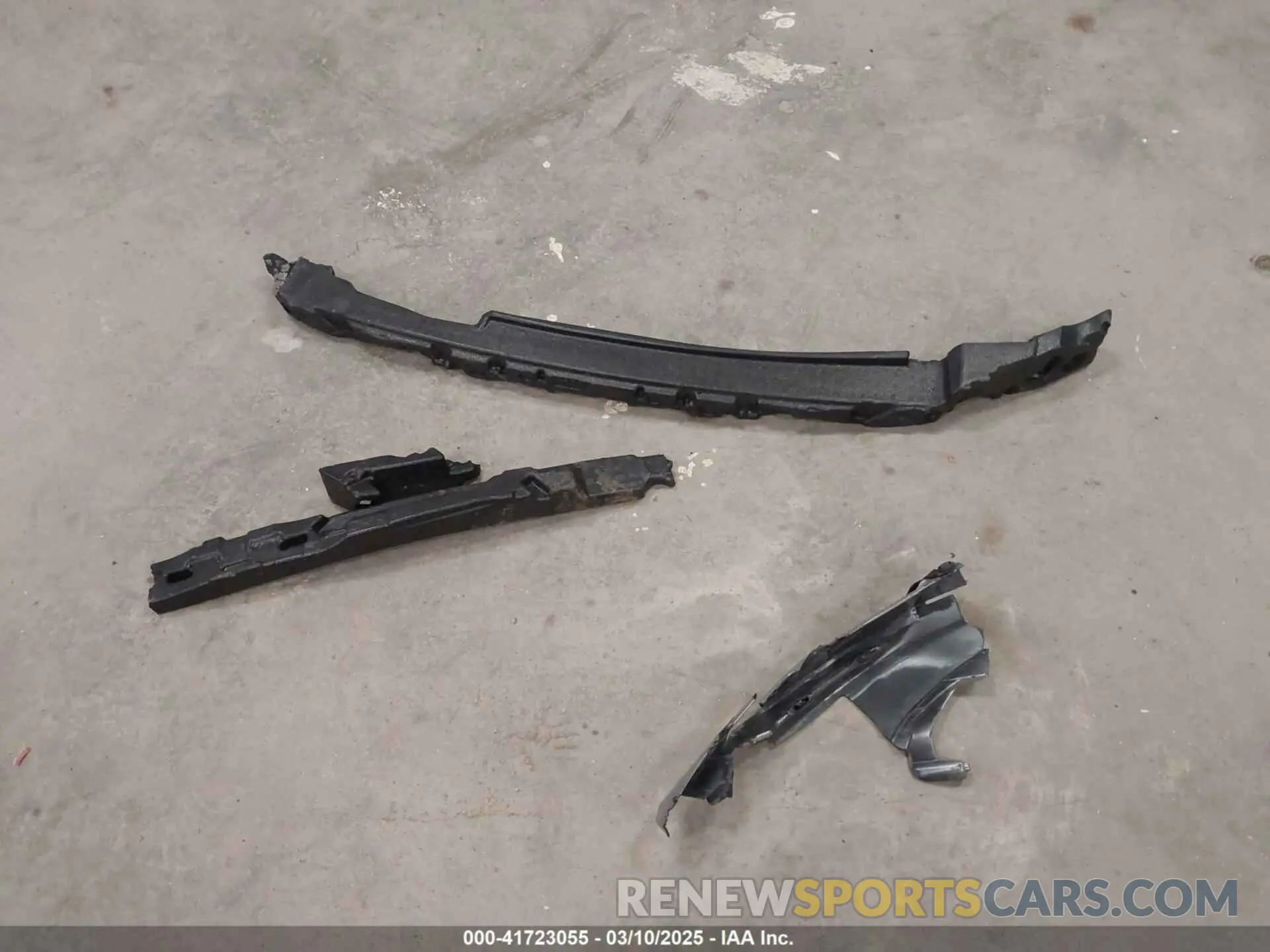 11 Photograph of a damaged car 4T1K61BK4MU030236 TOYOTA CAMRY 2021