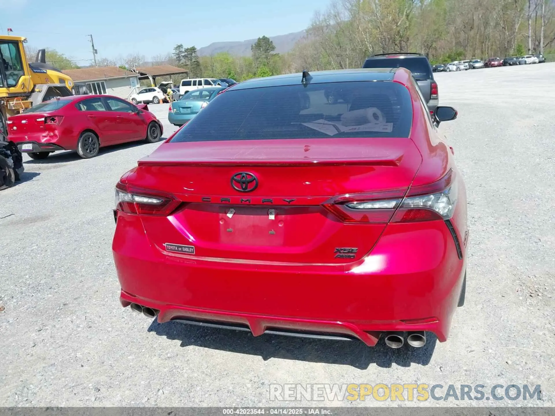 16 Photograph of a damaged car 4T1K61BK4MU035758 TOYOTA CAMRY 2021