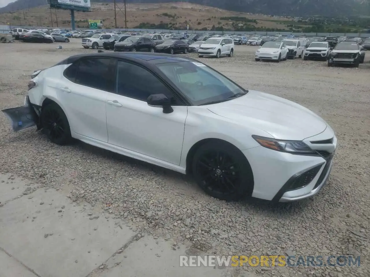 4 Photograph of a damaged car 4T1K61BK4MU040667 TOYOTA CAMRY 2021