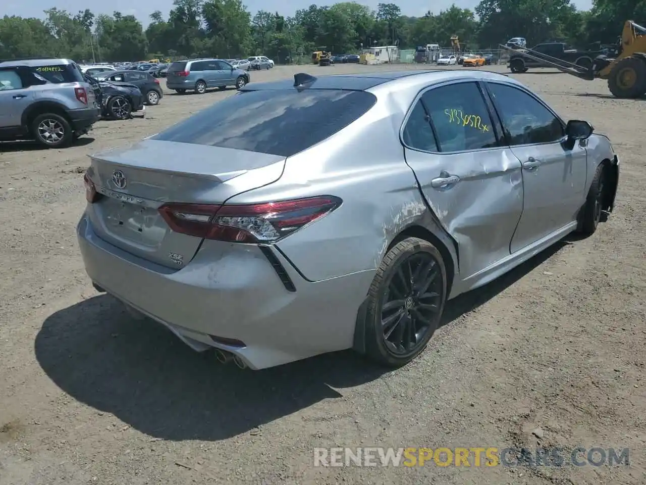 4 Photograph of a damaged car 4T1K61BK4MU042323 TOYOTA CAMRY 2021