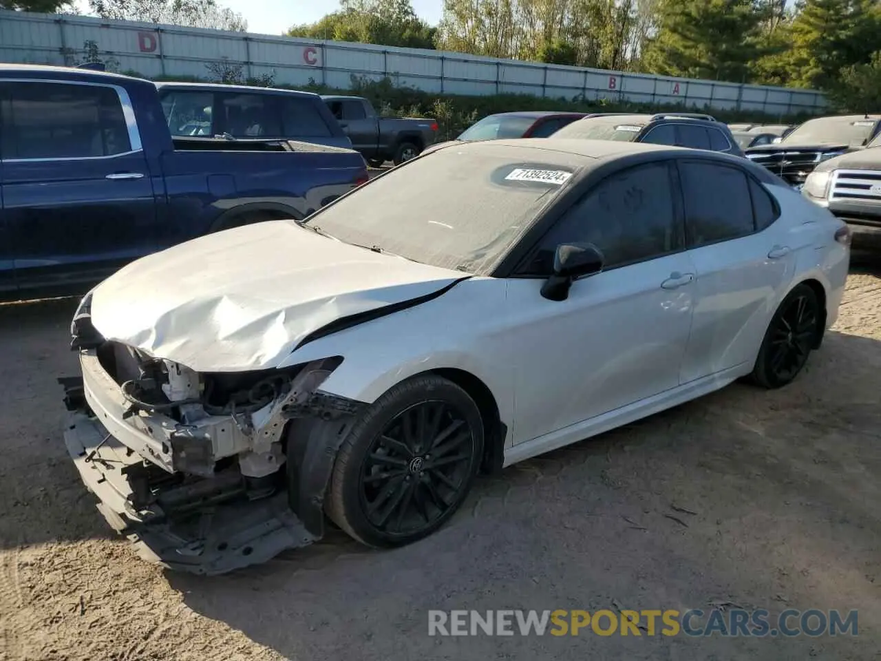1 Photograph of a damaged car 4T1K61BK5MU025174 TOYOTA CAMRY 2021