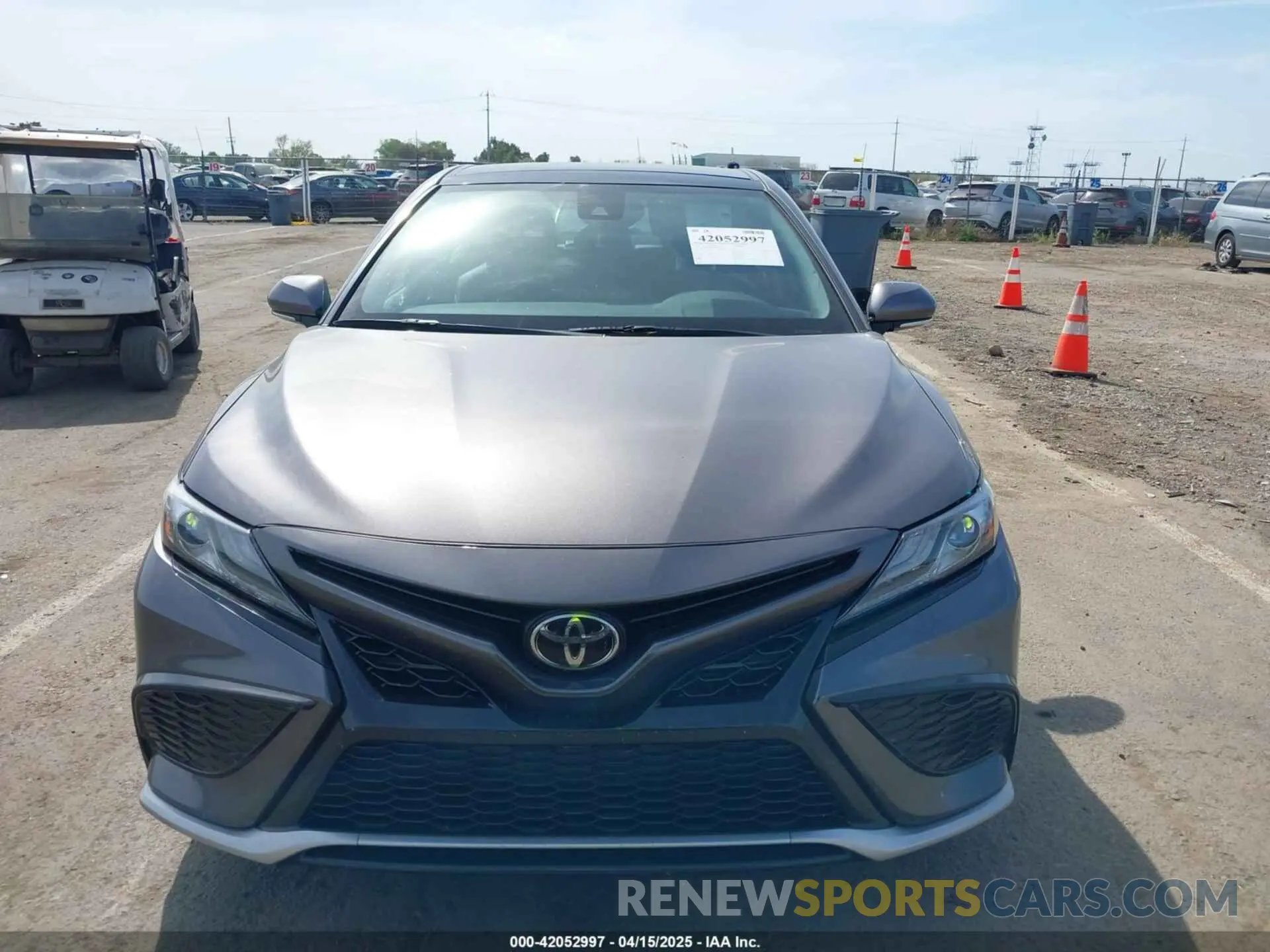 12 Photograph of a damaged car 4T1K61BK7MU037469 TOYOTA CAMRY 2021