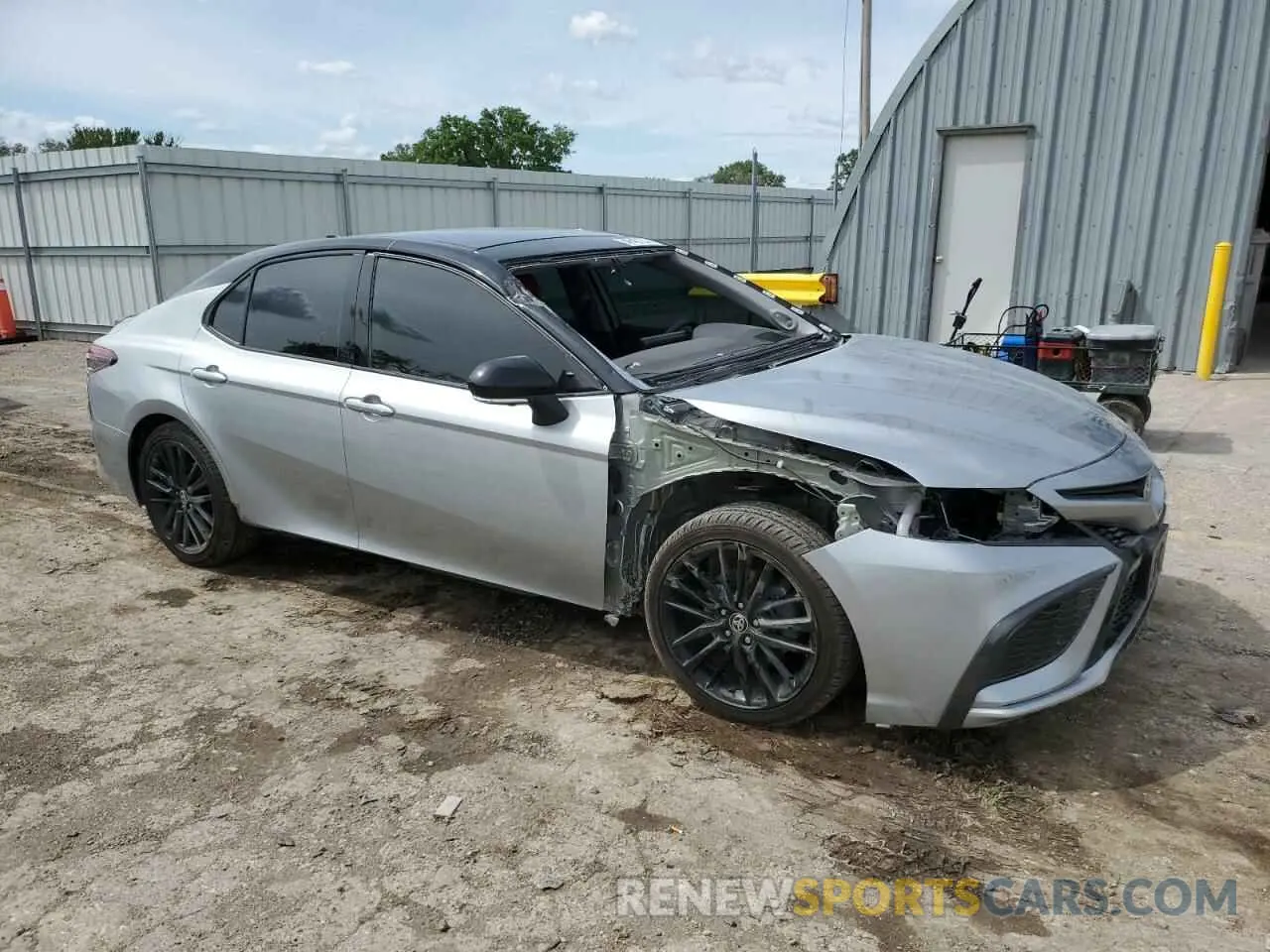 4 Photograph of a damaged car 4T1K61BK8MU024343 TOYOTA CAMRY 2021