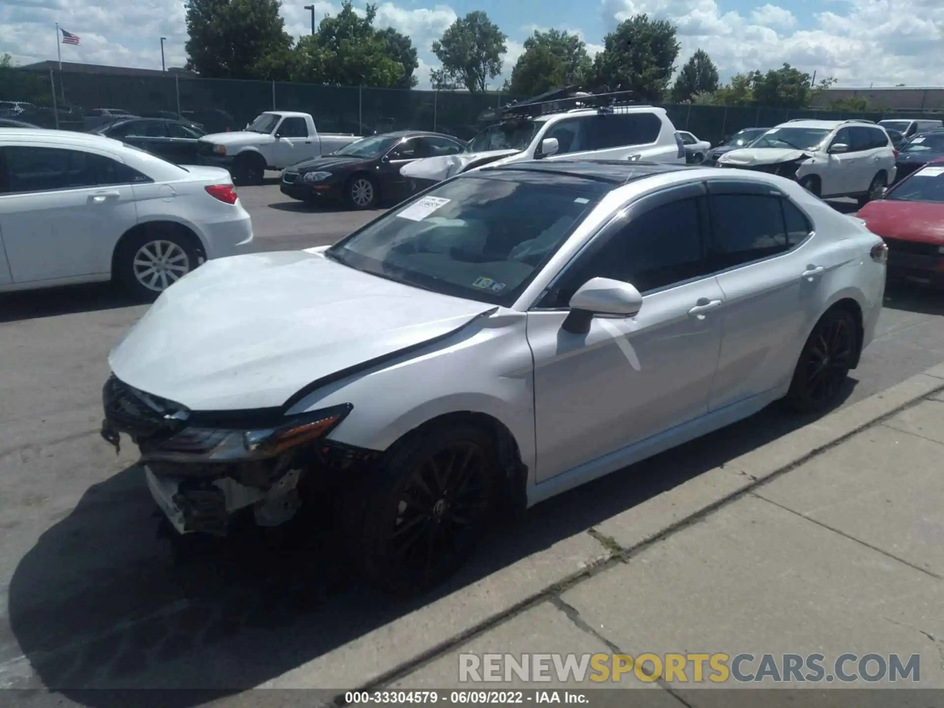 2 Photograph of a damaged car 4T1K61BK8MU033270 TOYOTA CAMRY 2021