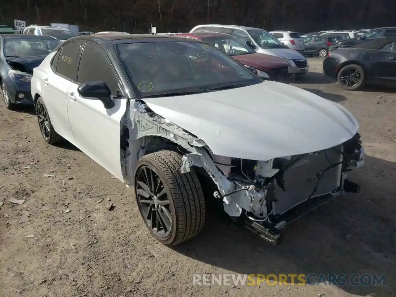 1 Photograph of a damaged car 4T1K61BK8MU035763 TOYOTA CAMRY 2021