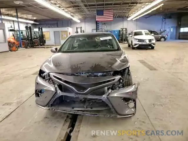 10 Photograph of a damaged car 4T1K61BK8MU036718 TOYOTA CAMRY 2021