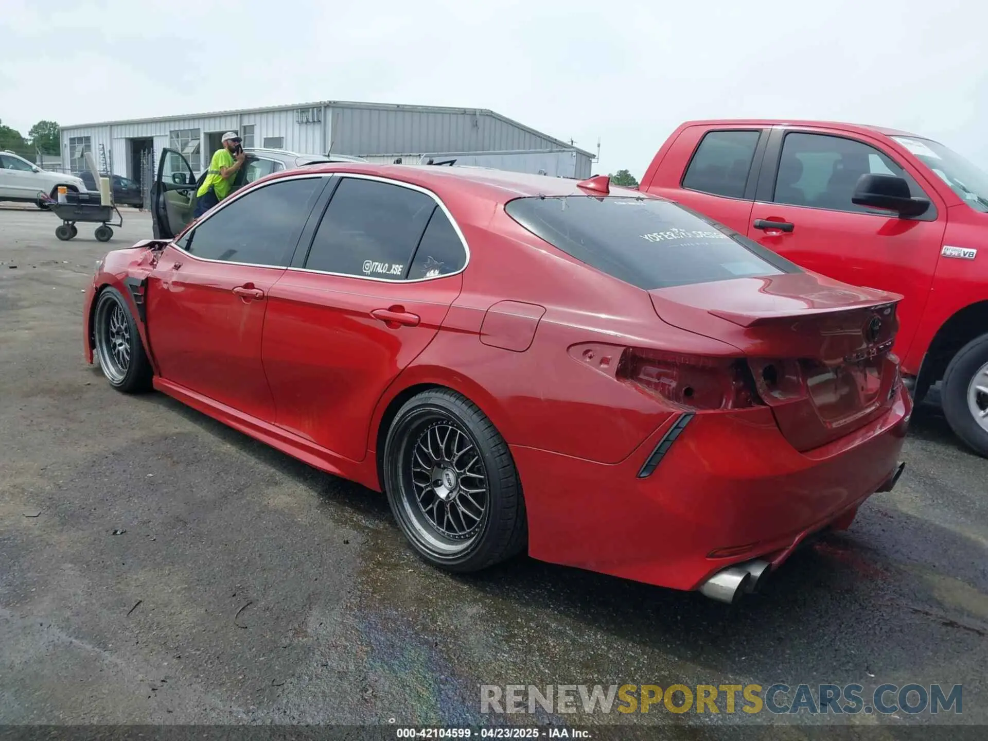 3 Photograph of a damaged car 4T1K61BK9MU022519 TOYOTA CAMRY 2021