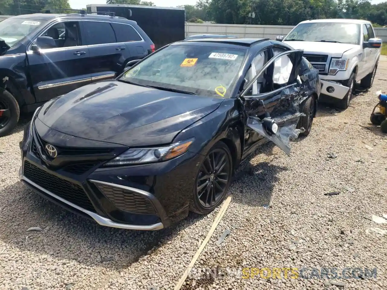 2 Photograph of a damaged car 4T1K61BKXMU025185 TOYOTA CAMRY 2021