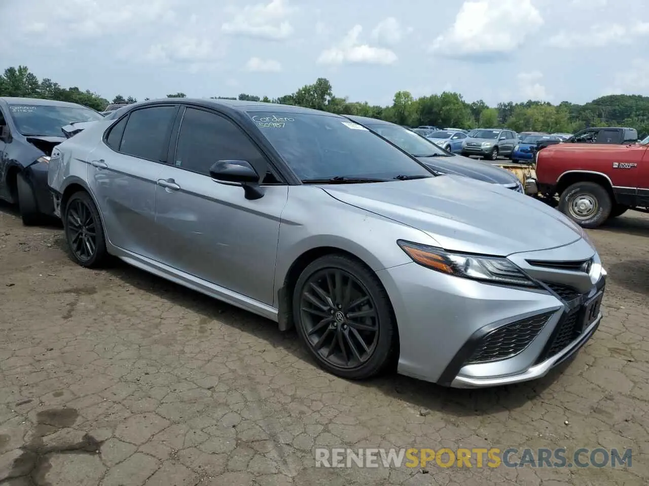 4 Photograph of a damaged car 4T1K61BKXMU025221 TOYOTA CAMRY 2021