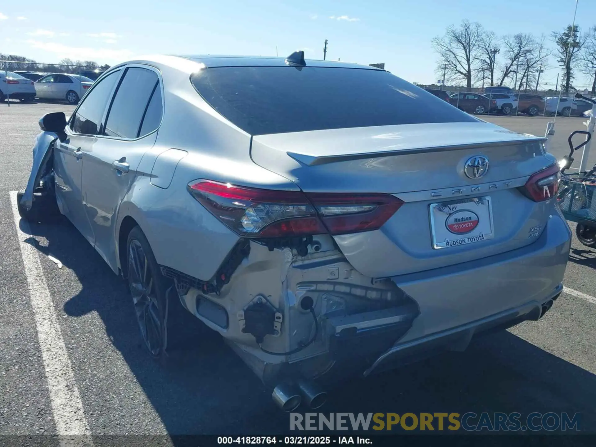 3 Photograph of a damaged car 4T1K61BKXMU037756 TOYOTA CAMRY 2021