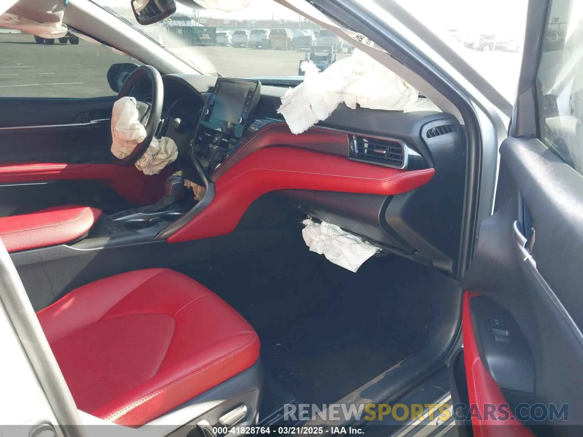 5 Photograph of a damaged car 4T1K61BKXMU037756 TOYOTA CAMRY 2021
