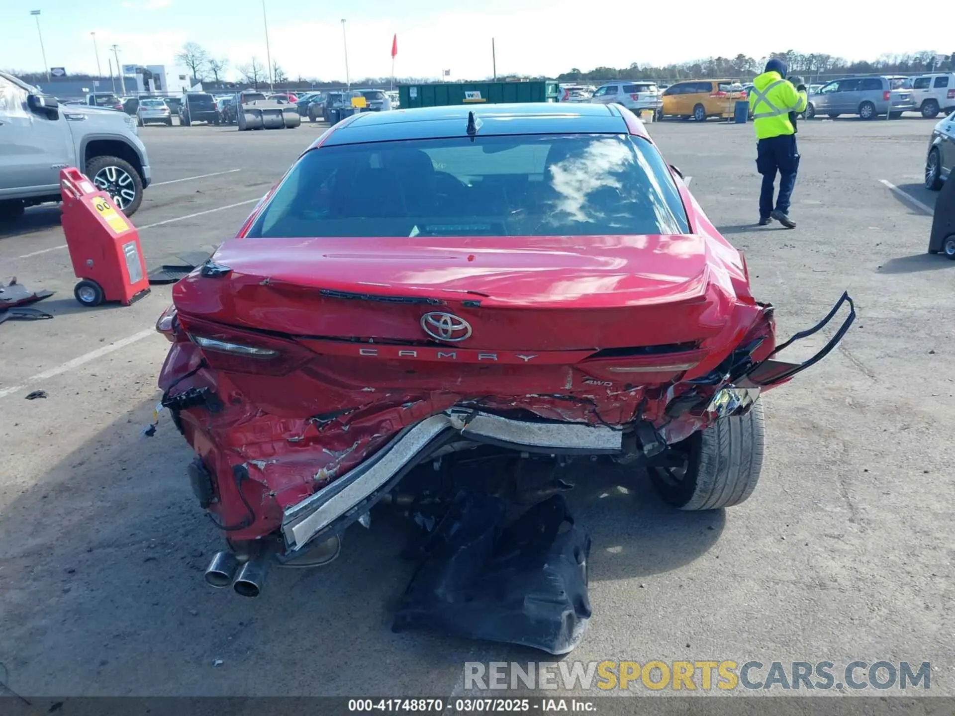 16 Photograph of a damaged car 4T1K61BKXMU041158 TOYOTA CAMRY 2021