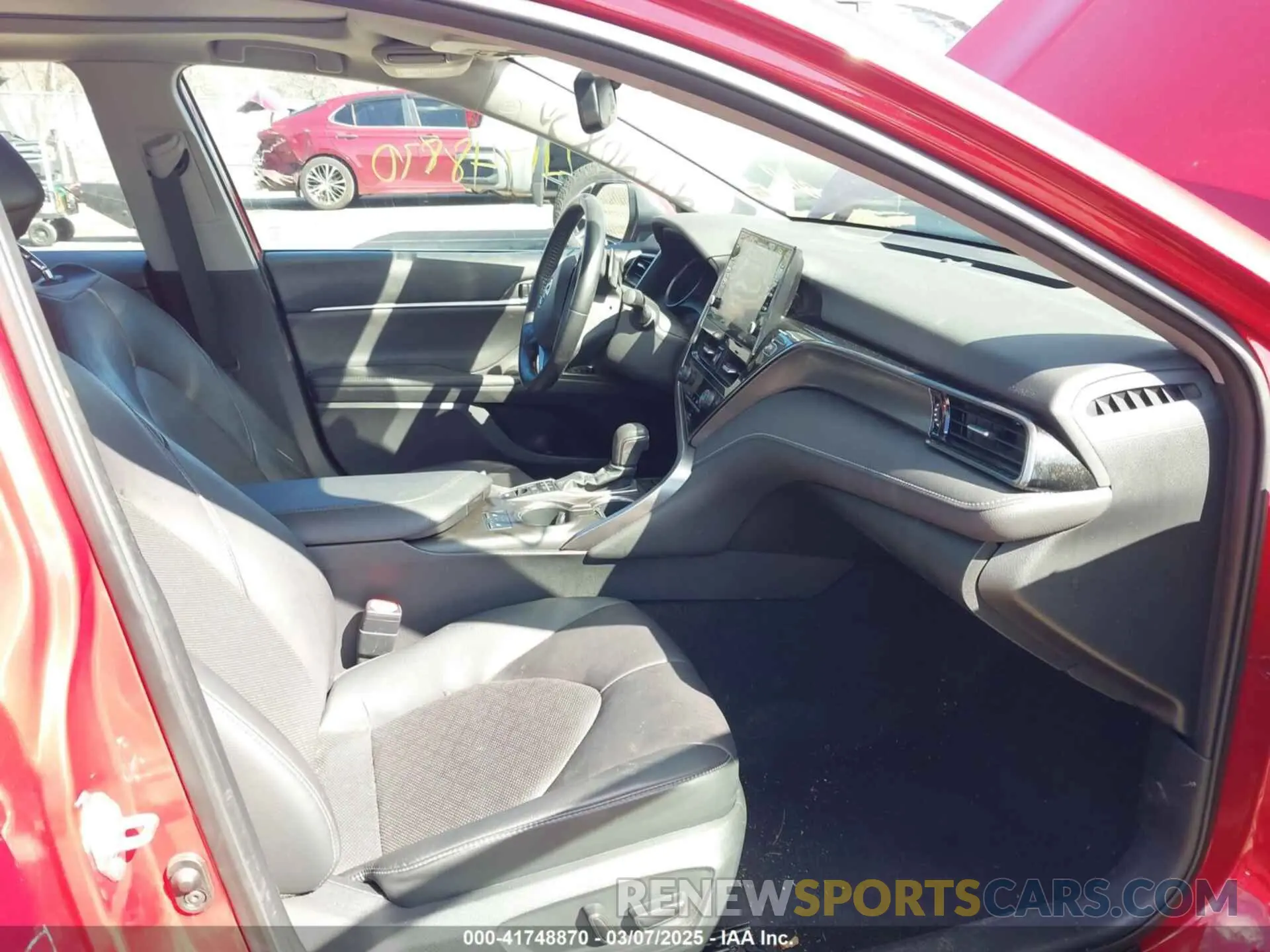 5 Photograph of a damaged car 4T1K61BKXMU041158 TOYOTA CAMRY 2021