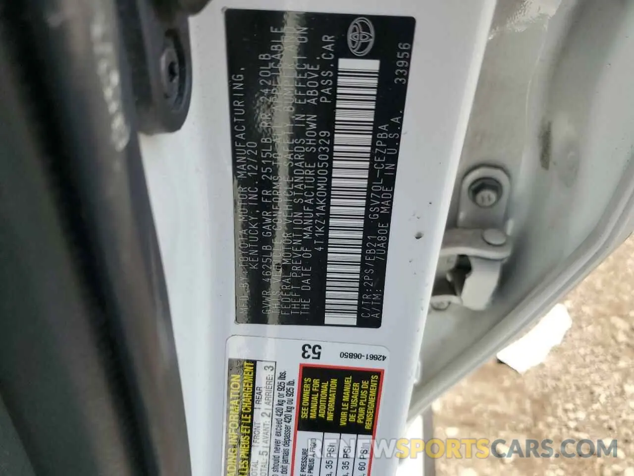 12 Photograph of a damaged car 4T1KZ1AK0MU050329 TOYOTA CAMRY 2021