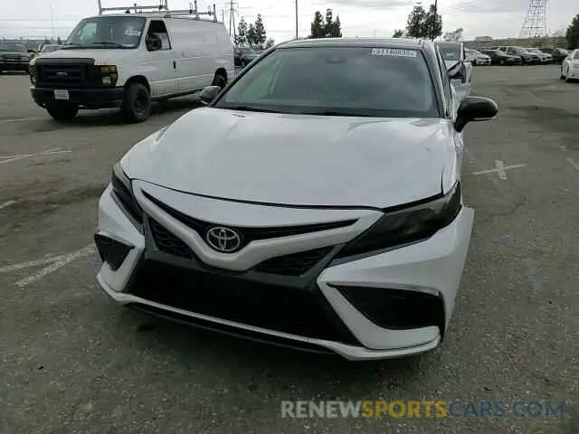 11 Photograph of a damaged car 4T1KZ1AK0MU057300 TOYOTA CAMRY 2021