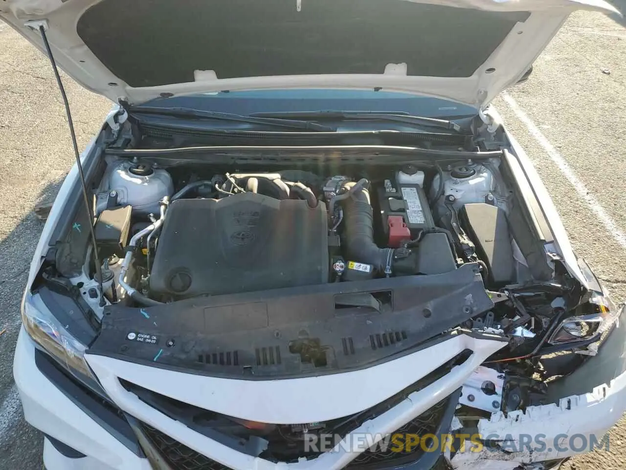 11 Photograph of a damaged car 4T1KZ1AK0MU059600 TOYOTA CAMRY 2021
