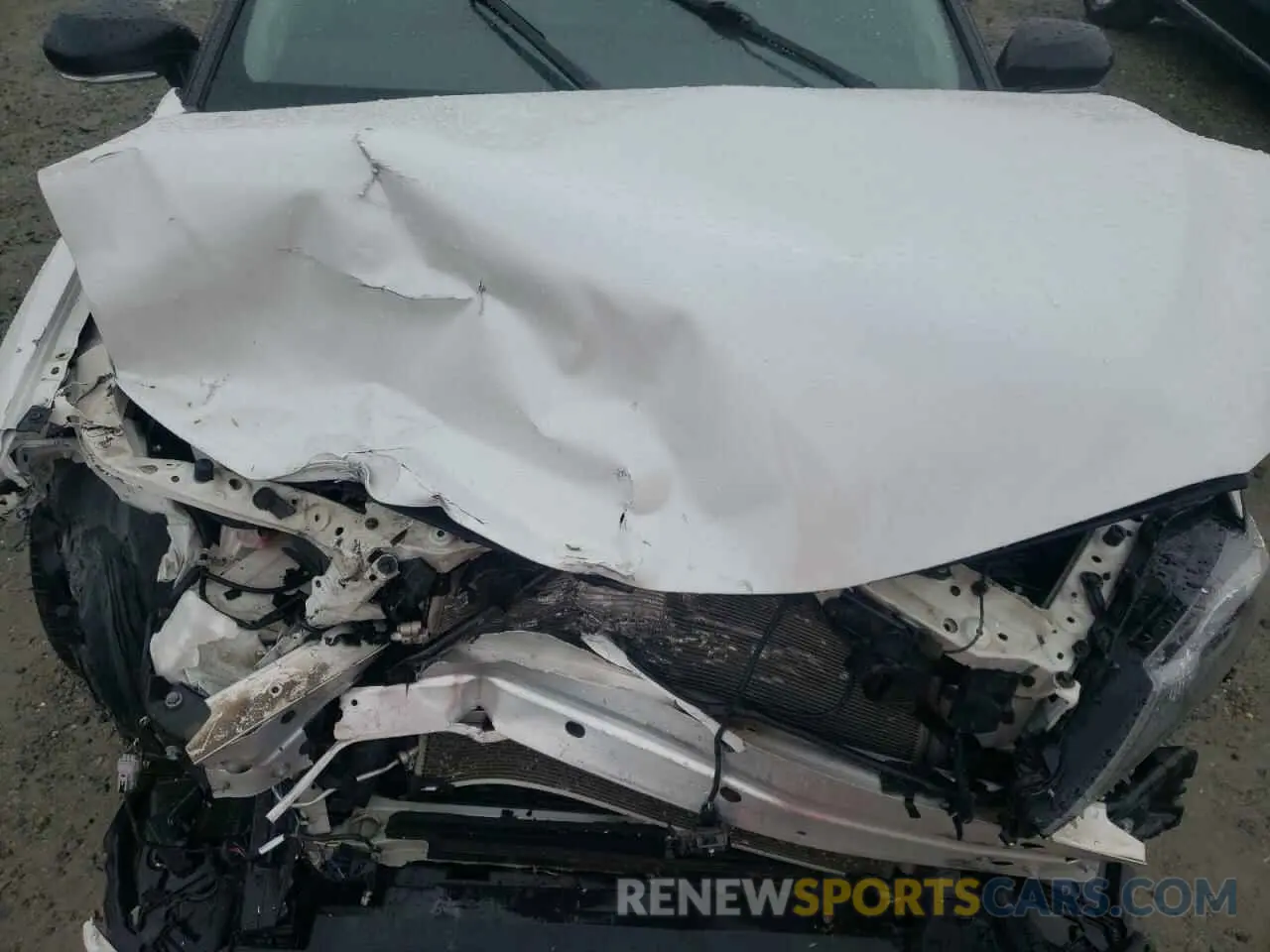 11 Photograph of a damaged car 4T1KZ1AK1MU050338 TOYOTA CAMRY 2021