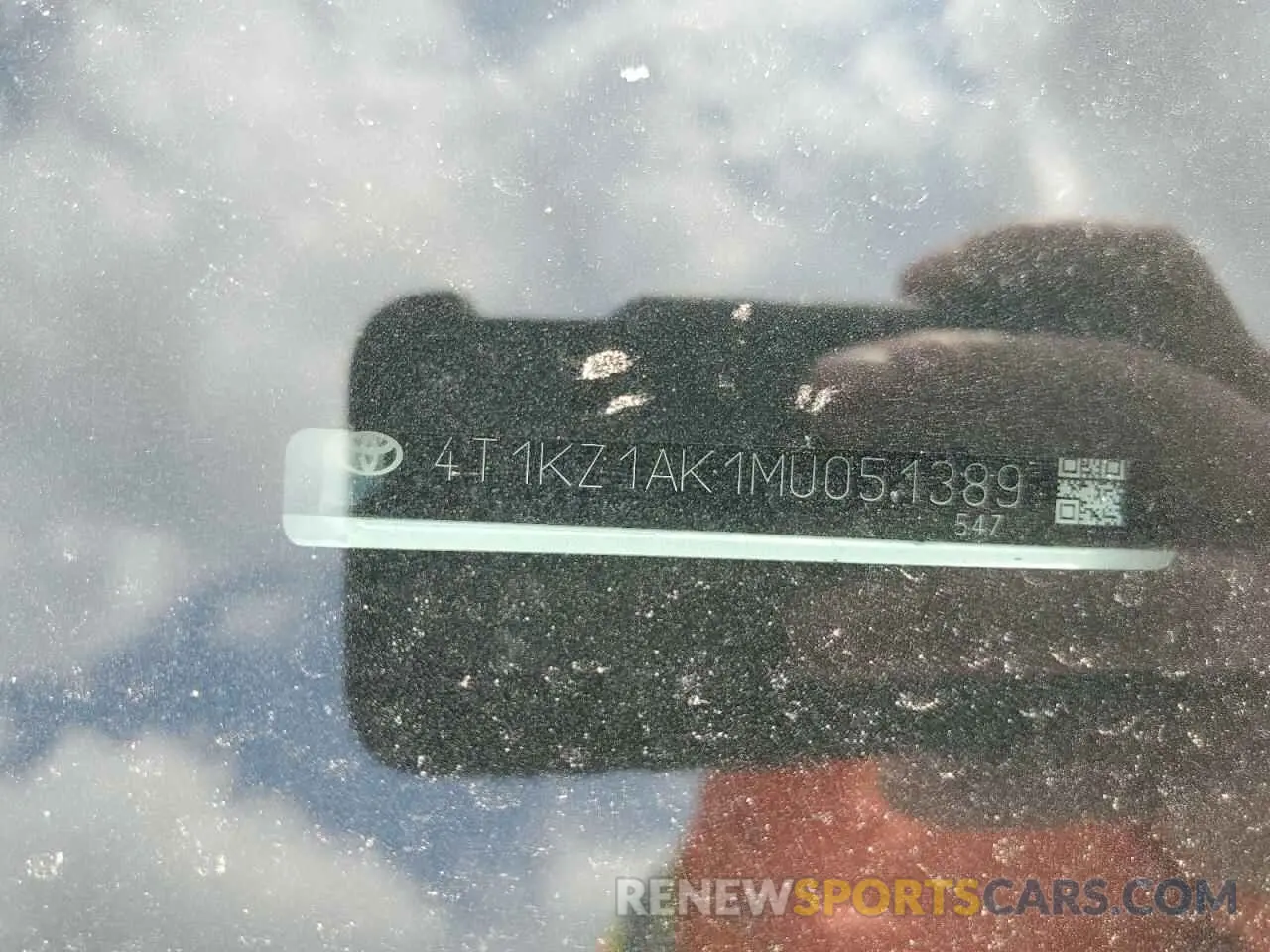 12 Photograph of a damaged car 4T1KZ1AK1MU051389 TOYOTA CAMRY 2021