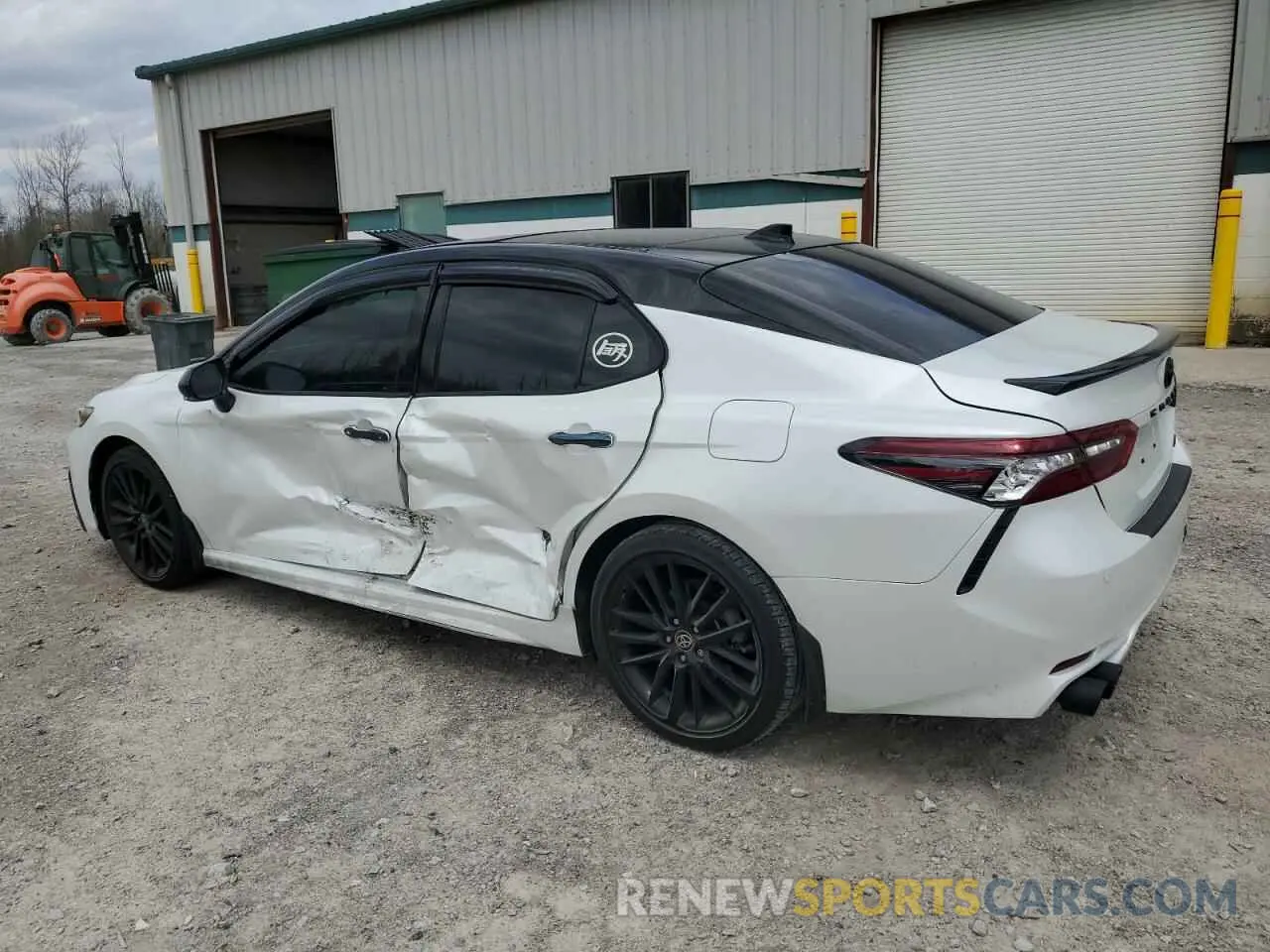 2 Photograph of a damaged car 4T1KZ1AK1MU051389 TOYOTA CAMRY 2021