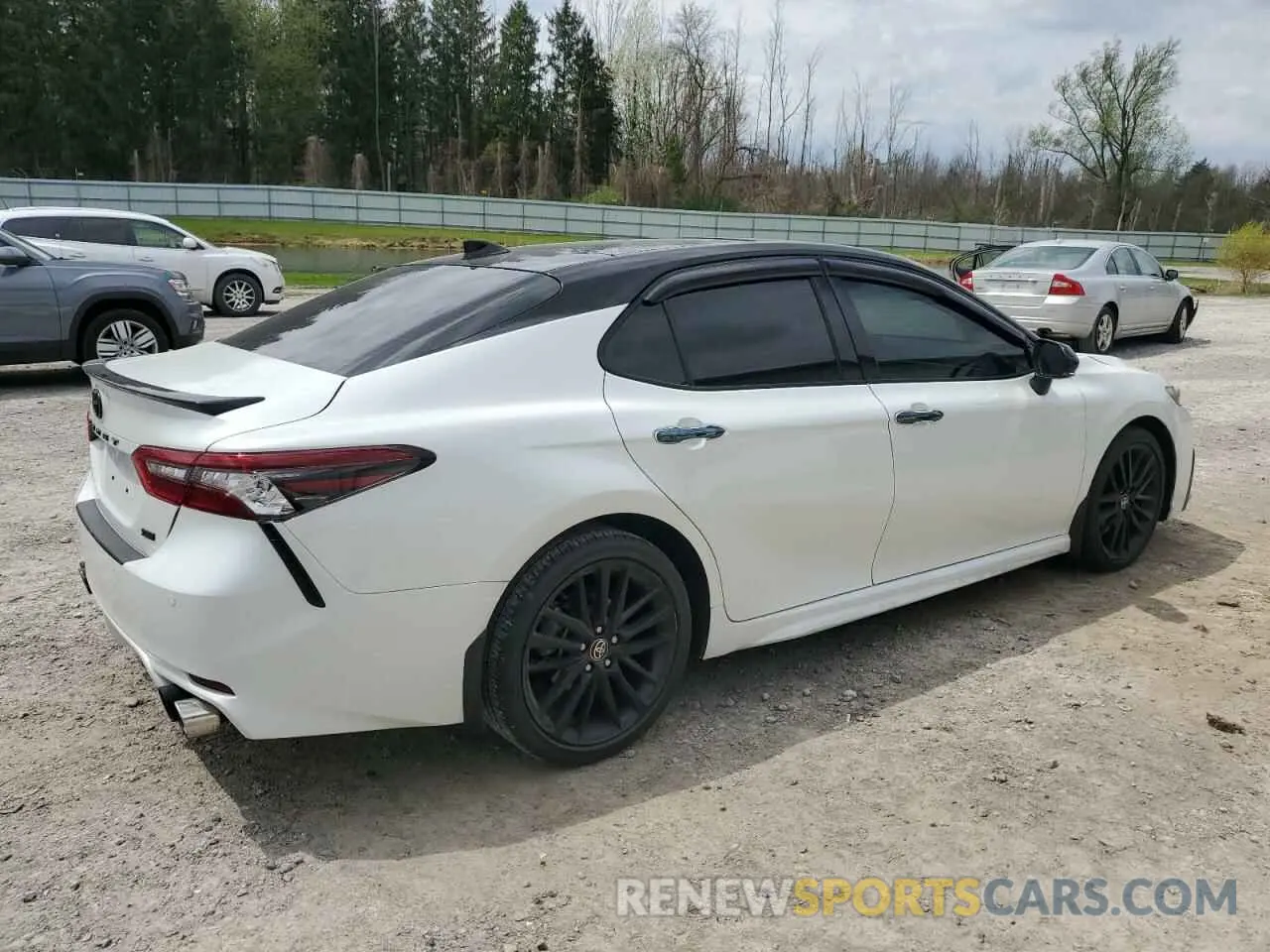 3 Photograph of a damaged car 4T1KZ1AK1MU051389 TOYOTA CAMRY 2021
