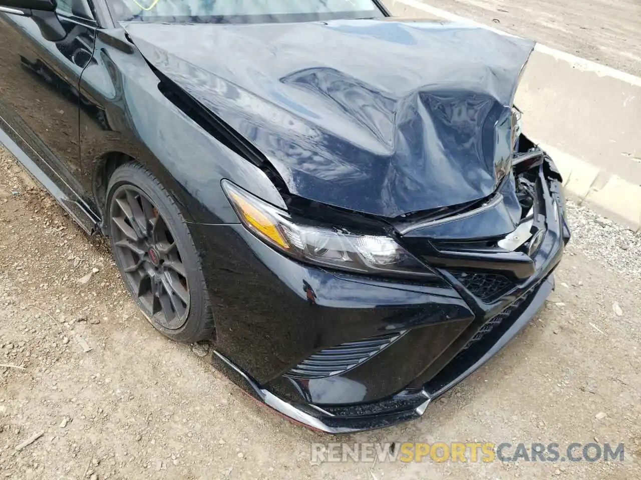 9 Photograph of a damaged car 4T1KZ1AK2MU049778 TOYOTA CAMRY 2021