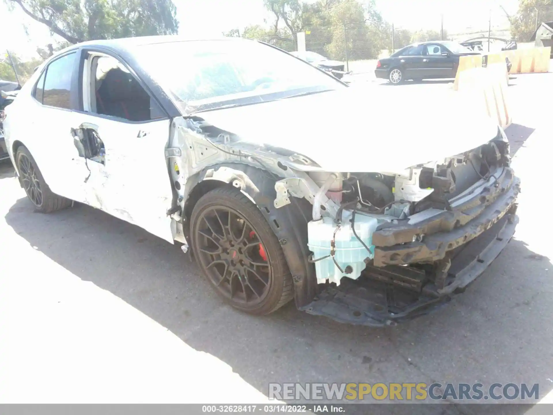 1 Photograph of a damaged car 4T1KZ1AK2MU053121 TOYOTA CAMRY 2021