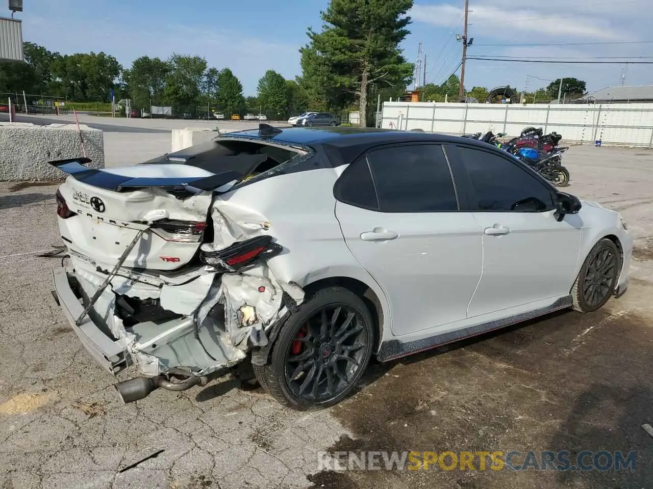3 Photograph of a damaged car 4T1KZ1AK3MU050535 TOYOTA CAMRY 2021