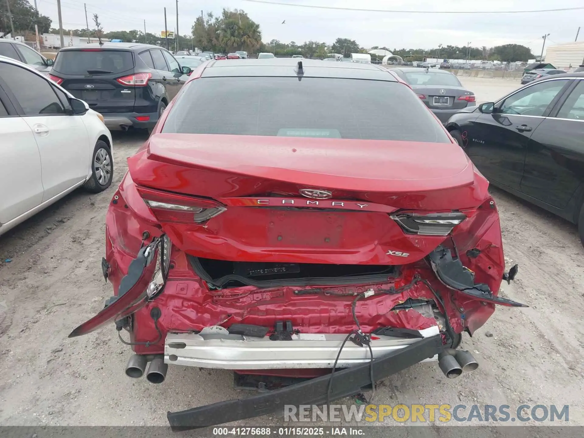 17 Photograph of a damaged car 4T1KZ1AK3MU050910 TOYOTA CAMRY 2021