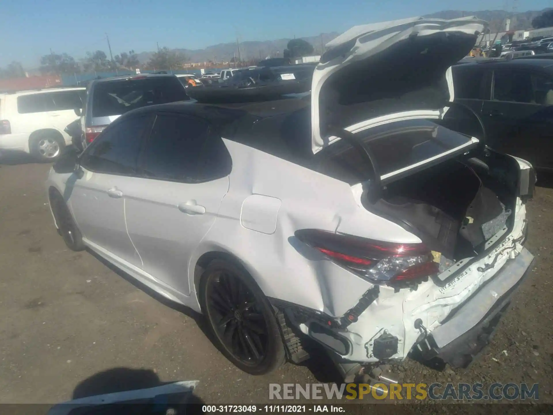 3 Photograph of a damaged car 4T1KZ1AK3MU054200 TOYOTA CAMRY 2021