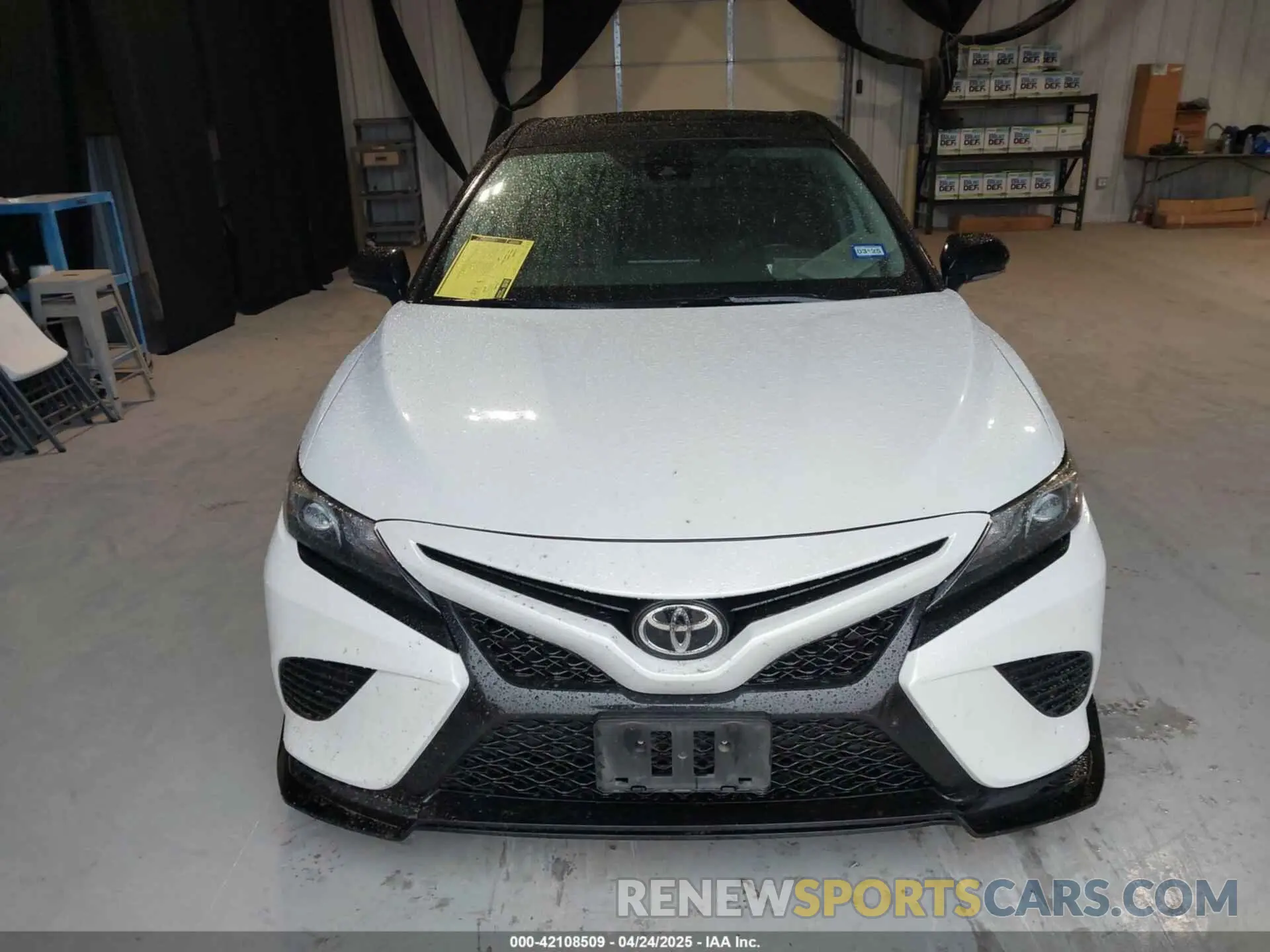 12 Photograph of a damaged car 4T1KZ1AK4MU053699 TOYOTA CAMRY 2021