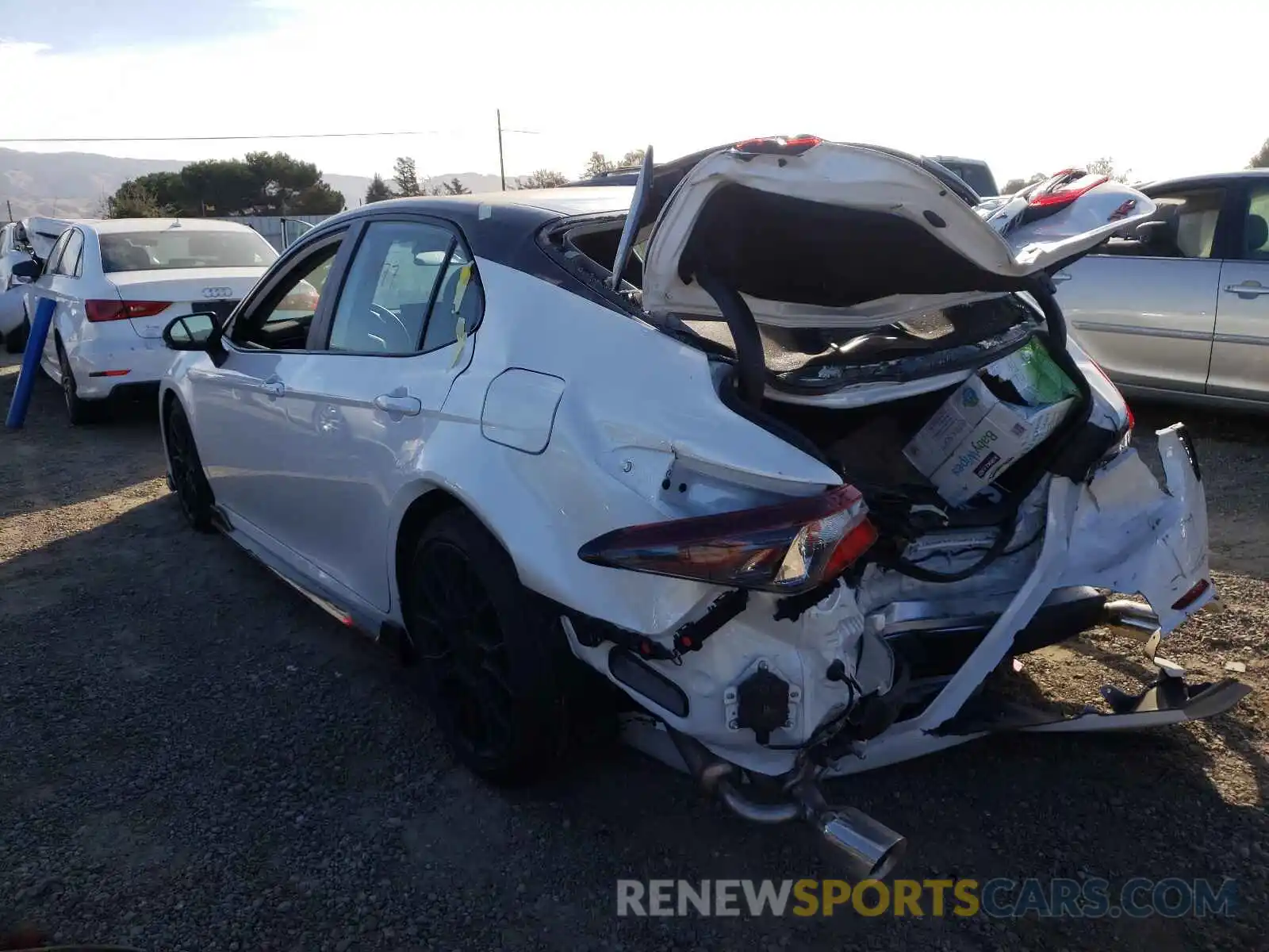 3 Photograph of a damaged car 4T1KZ1AK4MU055937 TOYOTA CAMRY 2021