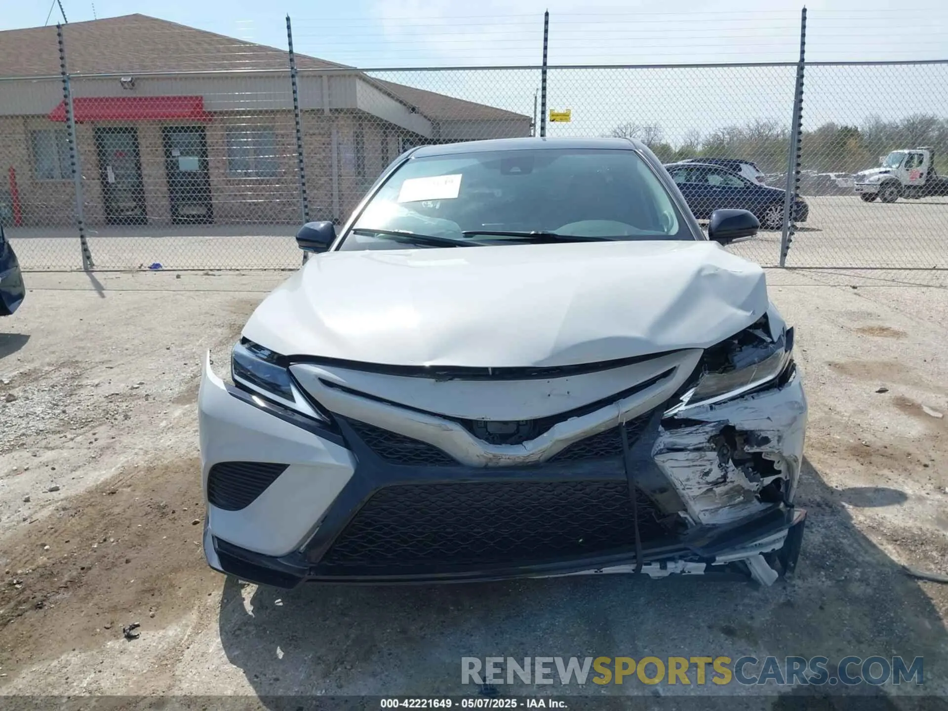 12 Photograph of a damaged car 4T1KZ1AK4MU056845 TOYOTA CAMRY 2021