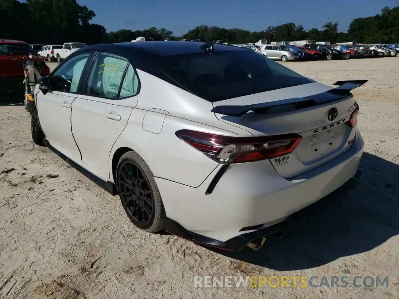 3 Photograph of a damaged car 4T1KZ1AK4MU057106 TOYOTA CAMRY 2021