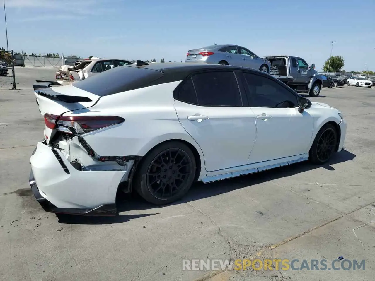 3 Photograph of a damaged car 4T1KZ1AK5MU049368 TOYOTA CAMRY 2021