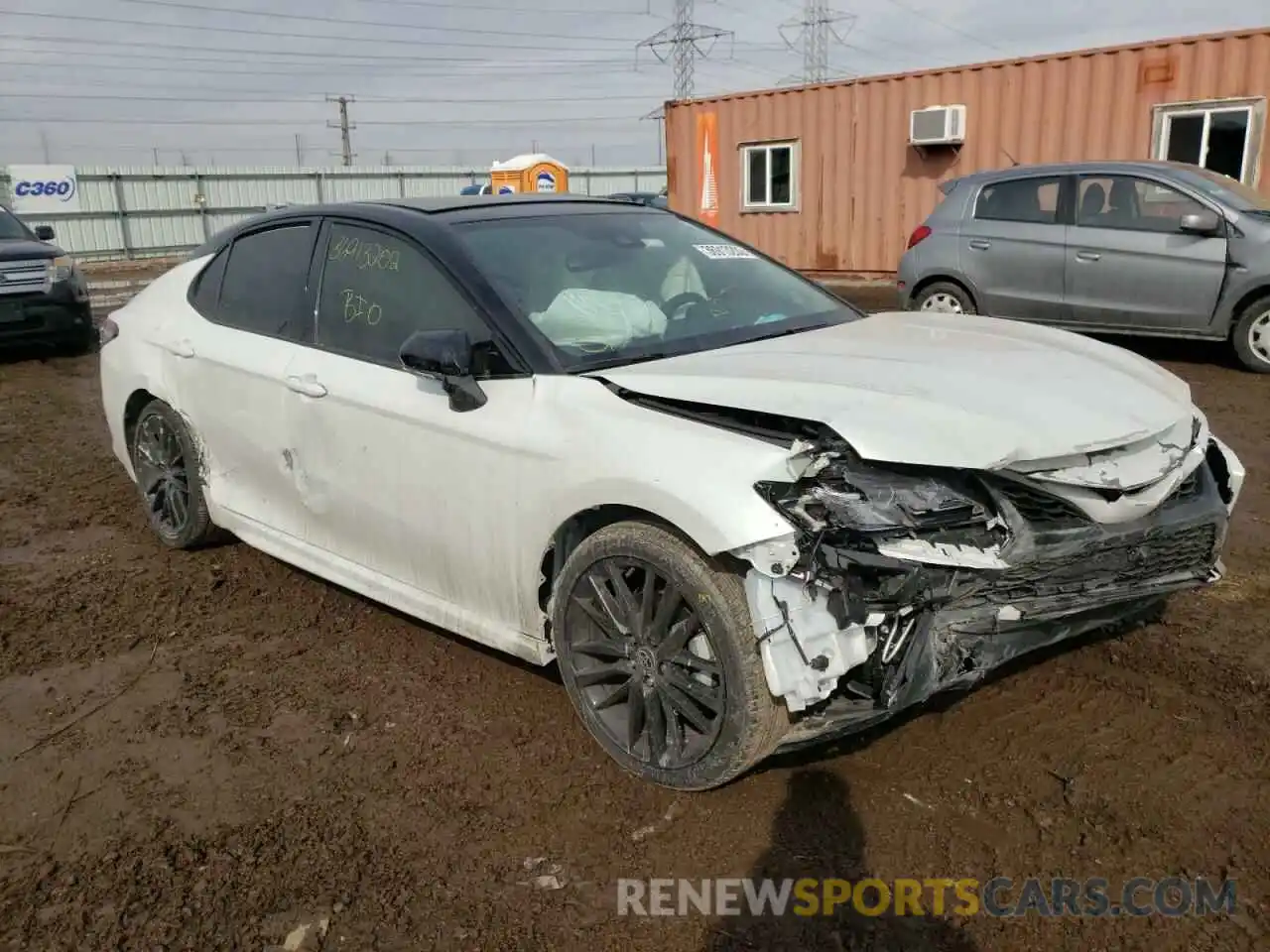 1 Photograph of a damaged car 4T1KZ1AK5MU059897 TOYOTA CAMRY 2021