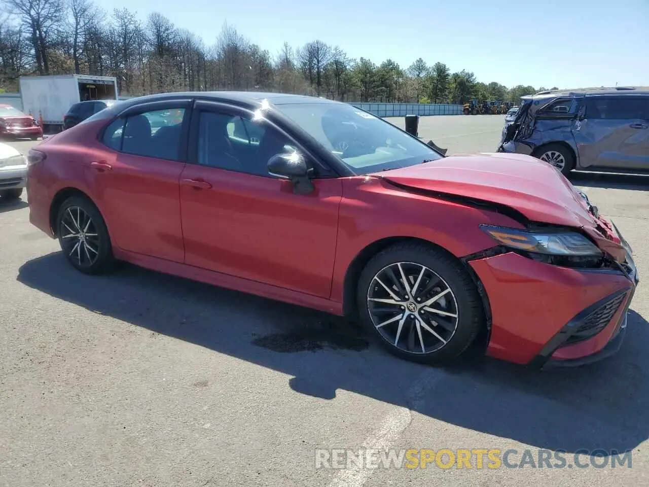 4 Photograph of a damaged car 4T1KZ1AK6MU054207 TOYOTA CAMRY 2021
