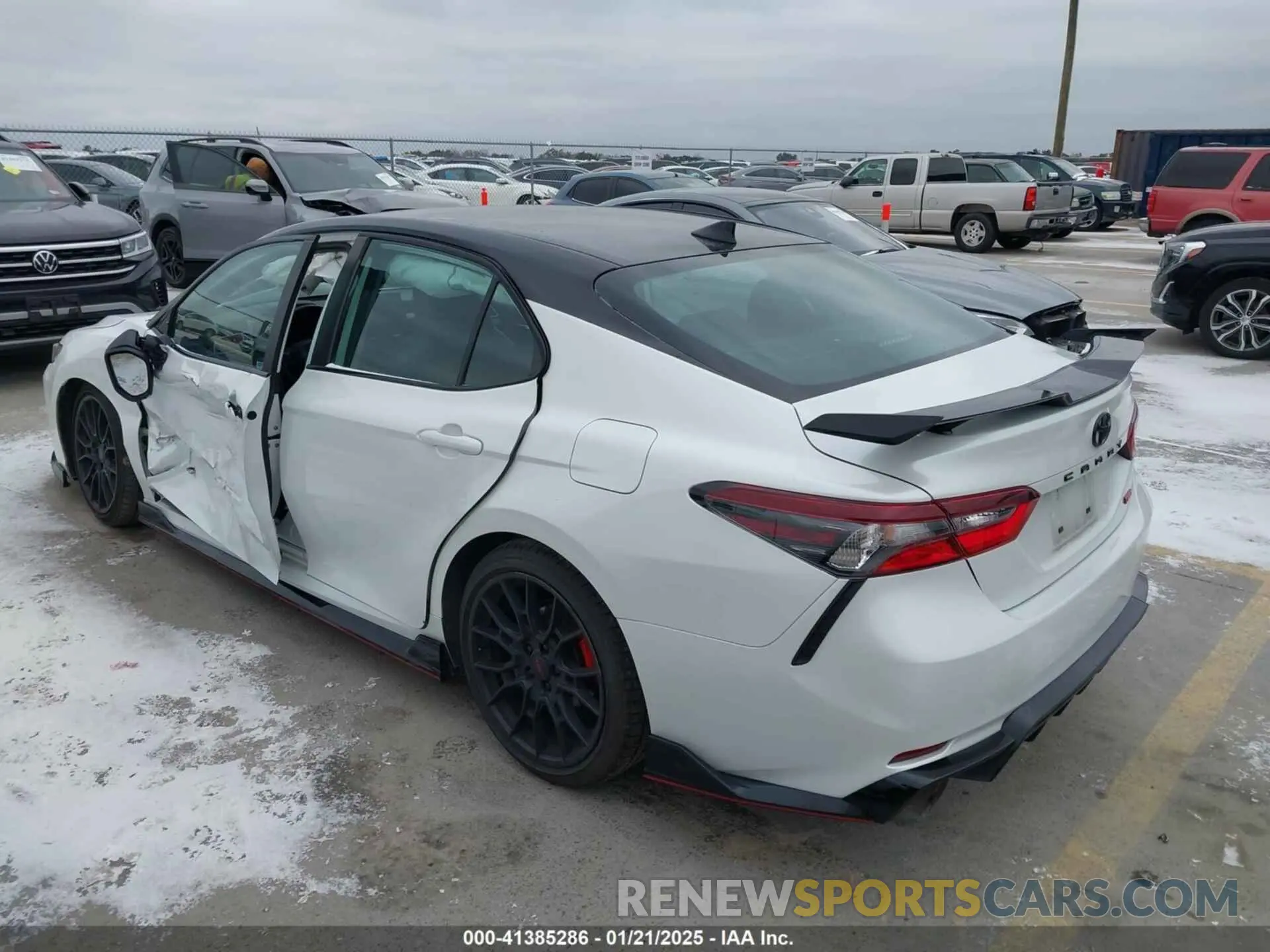 3 Photograph of a damaged car 4T1KZ1AK6MU055793 TOYOTA CAMRY 2021